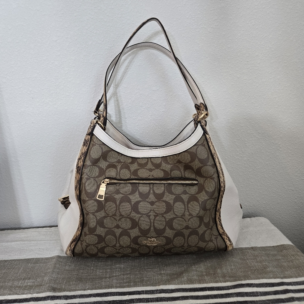 Coach Kristy C7332 Signature C With Snake Trim Shoulder Bag - Picture 2 of 16